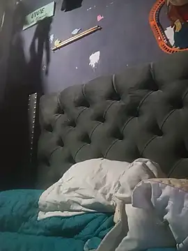 hairy_mannn webcam