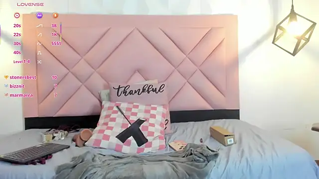 isa_cute_1 webcam