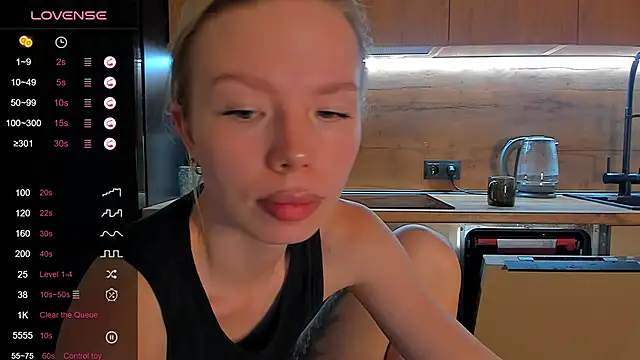 Olivia_Bells webcam