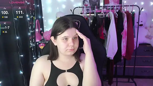 AmyVibess webcam