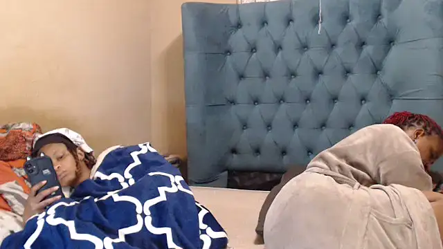 EbonyEssence webcam