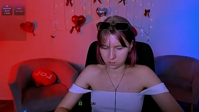 gloria_bubble webcam