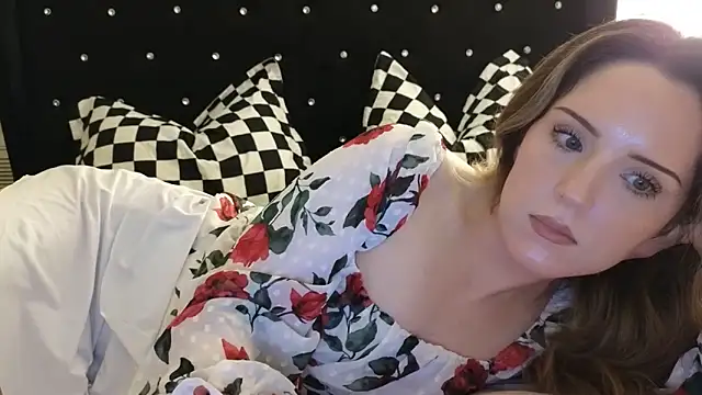 sexylilly69 webcam