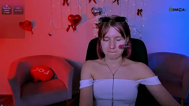 gloria_bubble webcam