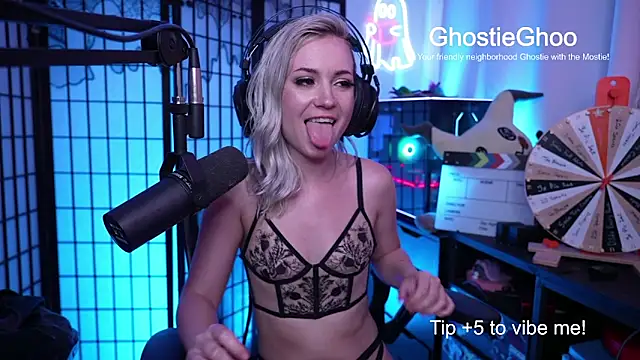 GhostieGhoo webcam