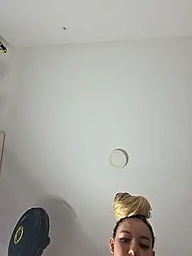 alaia_princess webcam