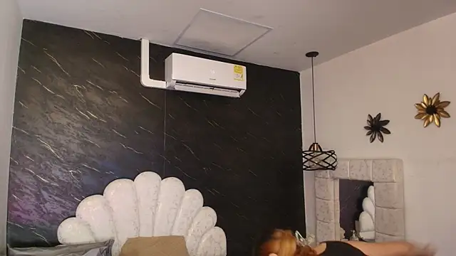 kissme_luna webcam
