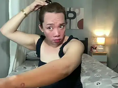 Hotseductivests webcam