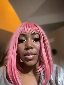 AngelaRoberts webcam