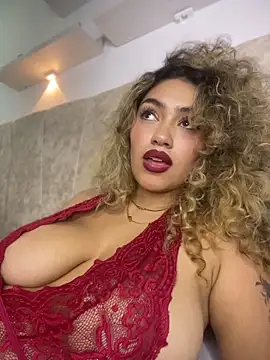 Maddy_Beluci webcam