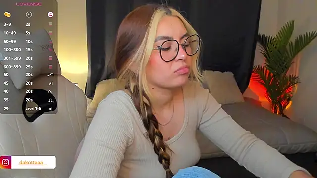 dakottaa_ webcam