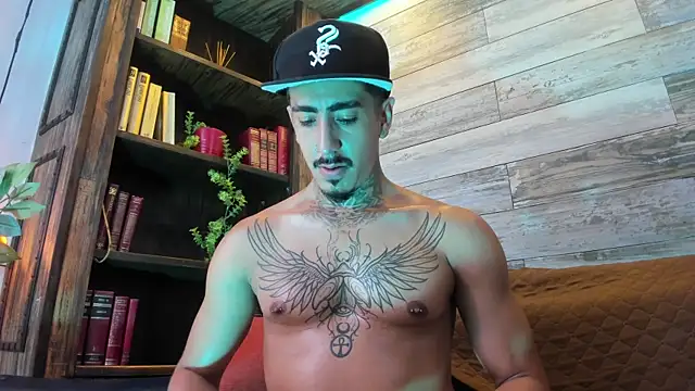Donovan_Desmond webcam