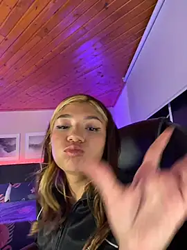Isabella18_pink webcam