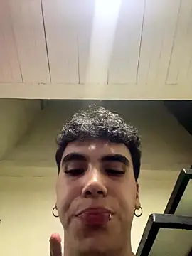 Kheyler_1 webcam