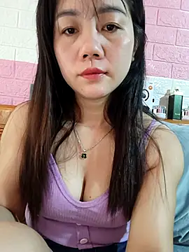 Ngocmai_lazdy webcam
