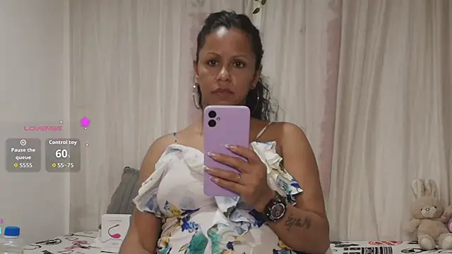 Catherine_mature45 webcam