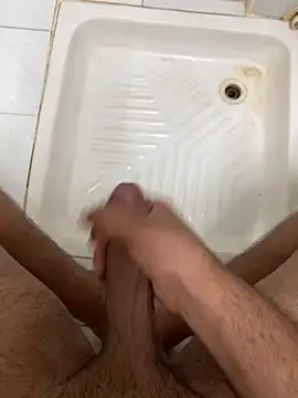 ali__ali210 webcam