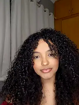 qeenpandinha - QeenPandinha's free webcam - UK Sex Cams