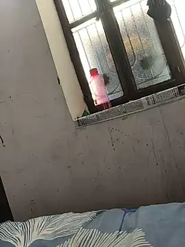 Funcouple0069 webcam