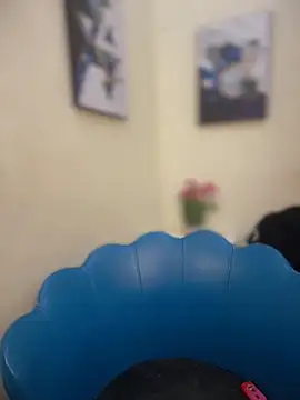 LeylaKnox webcam