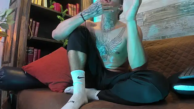 Donovan_Desmond webcam