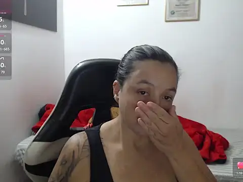 katty_lorens webcam