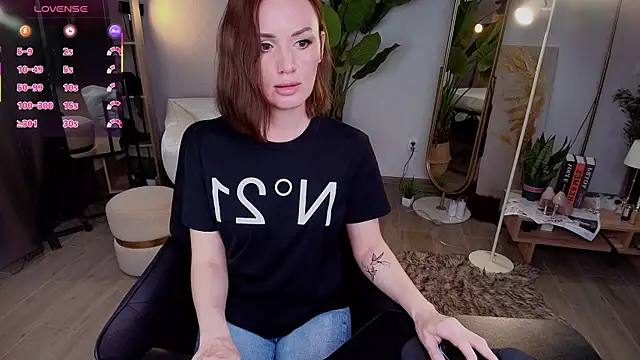 JacquiKim webcam