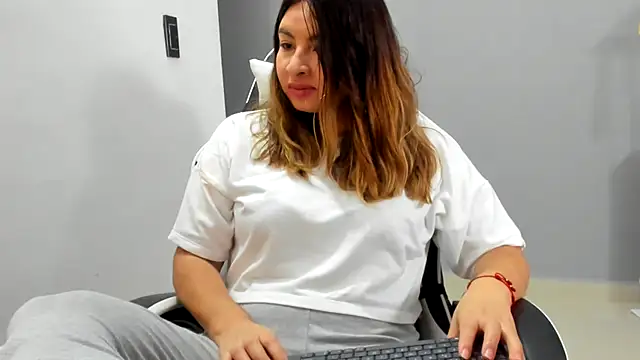 __Emma__11__Lecat_ webcam