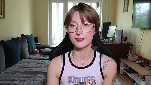 malvinablum - MalvinaBlum's free webcam - UK Sex Cams