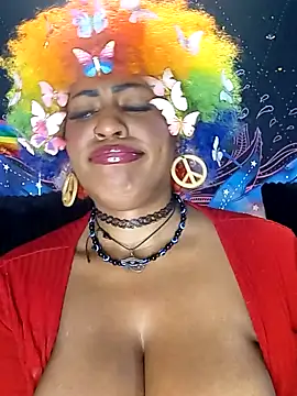 AmazonianMistress webcam