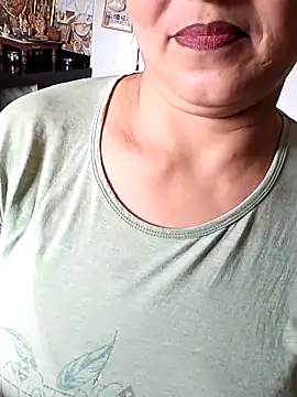 angel_ridhi webcam