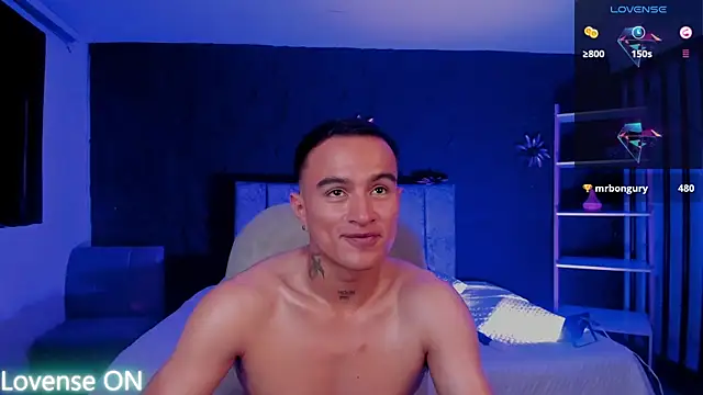 LiamDeep webcam