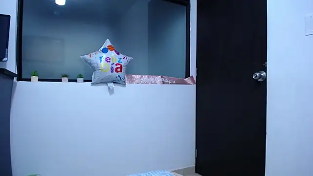 Alexxawinter webcam