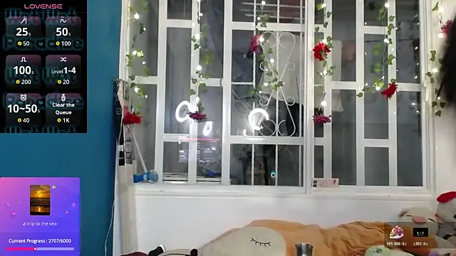 IncognitoLive1 webcam