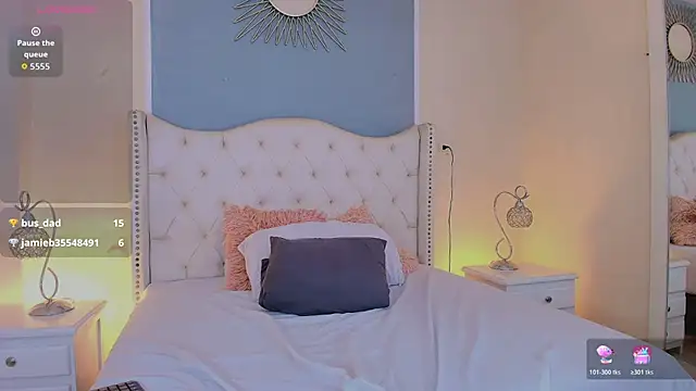 Sofia_Blosom webcam