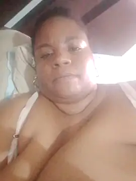 bigtitssxx webcam