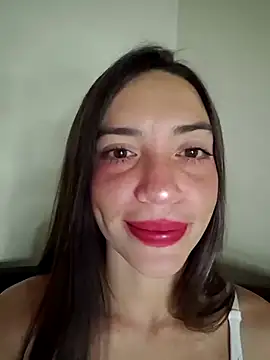 loveuu-bae webcam
