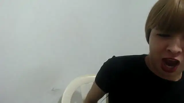 estefania224 webcam