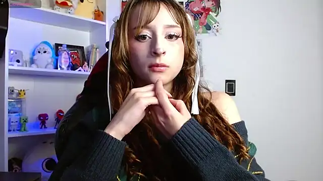 CelesteAyase webcam