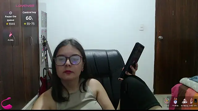 MadieeLorez webcam