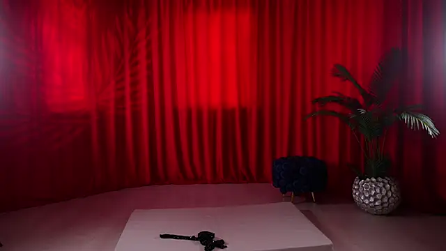 KittyCaitlin webcam