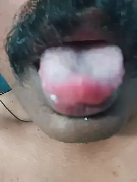 MidnightFlirtX webcam