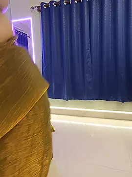 noty_girl2 webcam