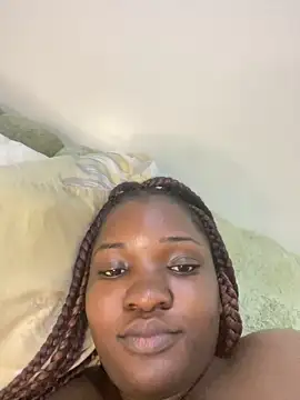 sweet18creamybigpussy (Ask my age) - HEAVY CUM