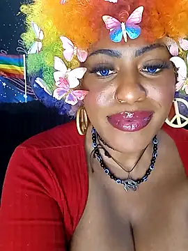AmazonianMistress webcam