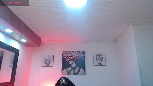 Milly_1_x webcam
