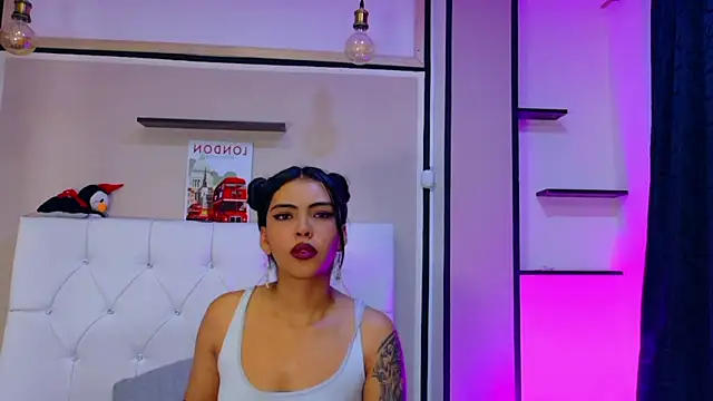 Devil_AliceXo webcam