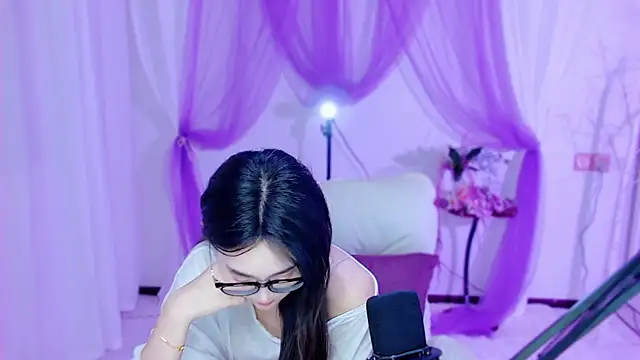 Tili_Lucky webcam