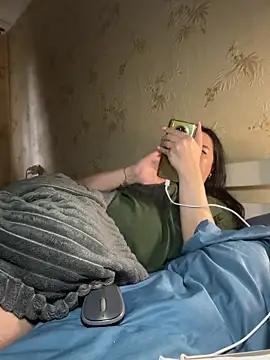 Naughtbaby_2025 webcam