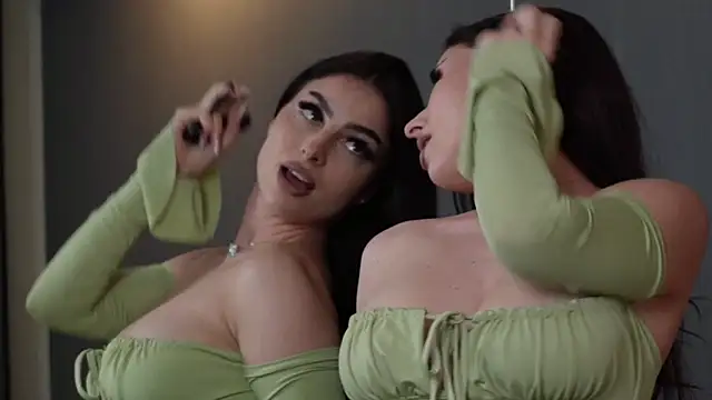 EmilyTrix webcam